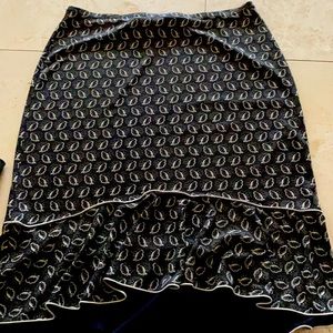 High to low Max skirt